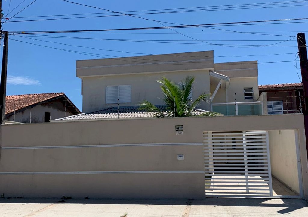 Imagem imóvel casa com 7 dormitórios poucos metros do mar